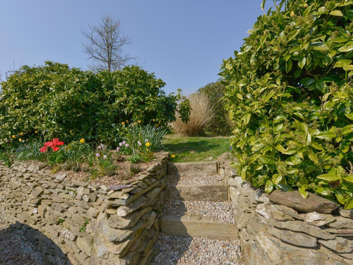 Lily Cottage Looe Buitenkant foto